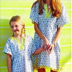 Stella & Dot blue & white paisley beach coverup